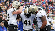 Larry Warford (right) as a member of the New Orleans Saints