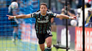 Javier Hernández lleva seis goles en cuatro partidos con el Galaxy de Los Angeles