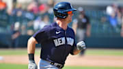 Yankees visitan el campamento de los Tigres