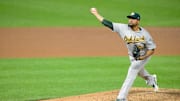 César Valdez lanzó con los Atléticos de Oakland en la temporada de 2017