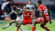 Empate sem gols no primeiro confronto deixou o Colorado sem muitas opções nesta quinta-feira 