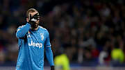 Olympique Lyon v Juventus - UEFA Champions League Round of 16: First Leg