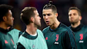 Olympique Lyon v Juventus - UEFA Champions League Round of 16: First Leg