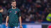 Olympique Lyon v Juventus - UEFA Champions League Round of 16: First Leg