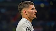Olympique Lyon v Juventus - UEFA Champions League Round of 16: First Leg