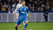 Olympique Lyon v Juventus - UEFA Champions League