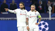 Jason Denayer à Memphis Depay : "Par ici la sortie"