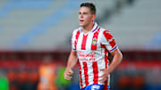 Alan Torres, positivo a Covid-19 de última hora con Chivas