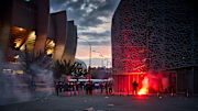 Paris stand gestern Abend in Flammen