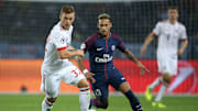Paris Saint-Germain v Bayern Muenchen - UEFA Champions League