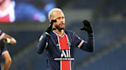 Neymar voit gros pour son renouvellement de contrat