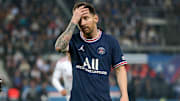 Paris Saint-Germain v Olympique Lyonnais - Ligue 1 - Messi se lamenta.