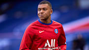 Kylian Mbappé a eu le droit aux éloges de Pelé. 