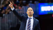 Ty Lue suena fuerte para convertirse en el nuevo entrenador de los 76ers