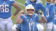 Los Angeles Chargers QB Phillip Rivers calls timeout against the Oakland Raiders
