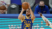 Stephen Curry suma dos títulos de puntos en la NBA