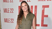 Rousey dio a luz a su primera hija con Travis Browne