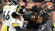 Pittsburgh Steelers v Cleveland Browns