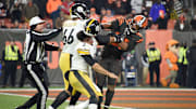 Pittsburgh Steelers v Cleveland Browns