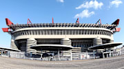 Lo Stadio "Meazza" di Milano visto dall'esterno