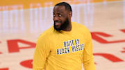 LeBron James se mostró molesto ante las criticas del sueco Zlatan Ibrahimovic 