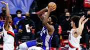 Joel Embiid sigue jugando a un gran nivel