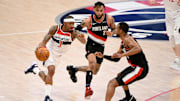 Bradley Beal sigue brillando con los Wizards