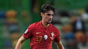 Trincao durante el partido entre Portugal y España