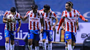 Chivas logró rescatar el empate a través de Miguel Ponce.