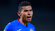El futbolista Orbelín Pineda.