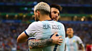 Agüero ainda não renovou com o Manchester City, o que viabilizaria sua ida sem custos para o Barcelona. 