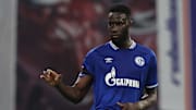 Auch Salif Sané ist wieder im S04-Training
