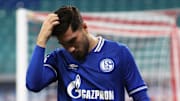 Schalke stellt bei TikTok Videos ein, bei denen man sich gerne mal an den Kopf fasst