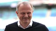 Schalke-Sportvorstand Jochen Schneider lässt offen, ob Clemens Tönnies den Verein erneut finanziell unterstützen wird