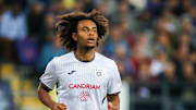 Joshua Zirkzee wird von der belgischen Presse gefeiert