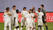 Los jugdores del Real Madrid que se acaban de proclamar campeones de LaLiga
