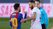 Lionel Messi et Karim Benzema lors du Clasico. 