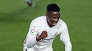 Soulagement pour Vinicius Jr et le Real, qui arrache le nul à la 89e contre Sociedad.