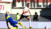 River Plate v Boca Juniors - Torneo Liga Profesional 2021 - La primera amarilla hacia Rojo.