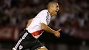 David Trezeguet jugando en River Plate
