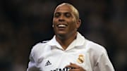 Ronaldo passou a ser jogador do Real Madrid no meio de 2002
