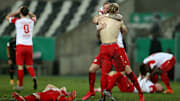 Bilder einer Pokal-Sensation: Viertligist Essen besiegt Bayer Leverkusen