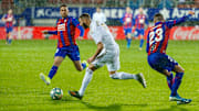 Benzema vs Eibar