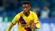 SSC Napoli v FC Barcelona - UEFA Champions League Round of 16: First Leg
