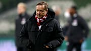 Auch Horst Heldt steht beim 1. FC Köln unter besonderer Beobachtung - damit verbunden auch Emmanuel Dennis und Max Meyer