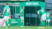 Können sich spätestens jetzt nichts mehr von ihren Testspielsiegen kaufen: die Spieler des SVW nach dem 1:4 gegen Hertha