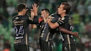 Con dos victorias consecutivas, el campeón León se metió de nuevo en la lucha por el título de Liga y buscará el bicampeonato.