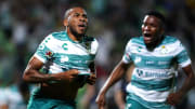 El ecuatoriano Ayrton Preciado logró la remontada 2-1 de Santos Laguna sobre Rayados en los cuartos de Ida.
