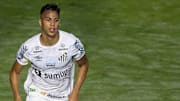 Portas abertas para Felipe Melo, renovação de Kaio Jorge e mais: confira as últimas notícias do mercado de transferências do Santos.