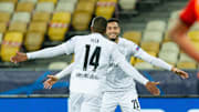 Alassane Plea und Ramy Bensebaini fallen zunächst aus